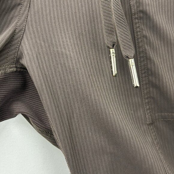 Lululemon Women’s size 6 Dance Studio Mid Rise Cropped Pant Adjustable Brown - Picture 14 of 16